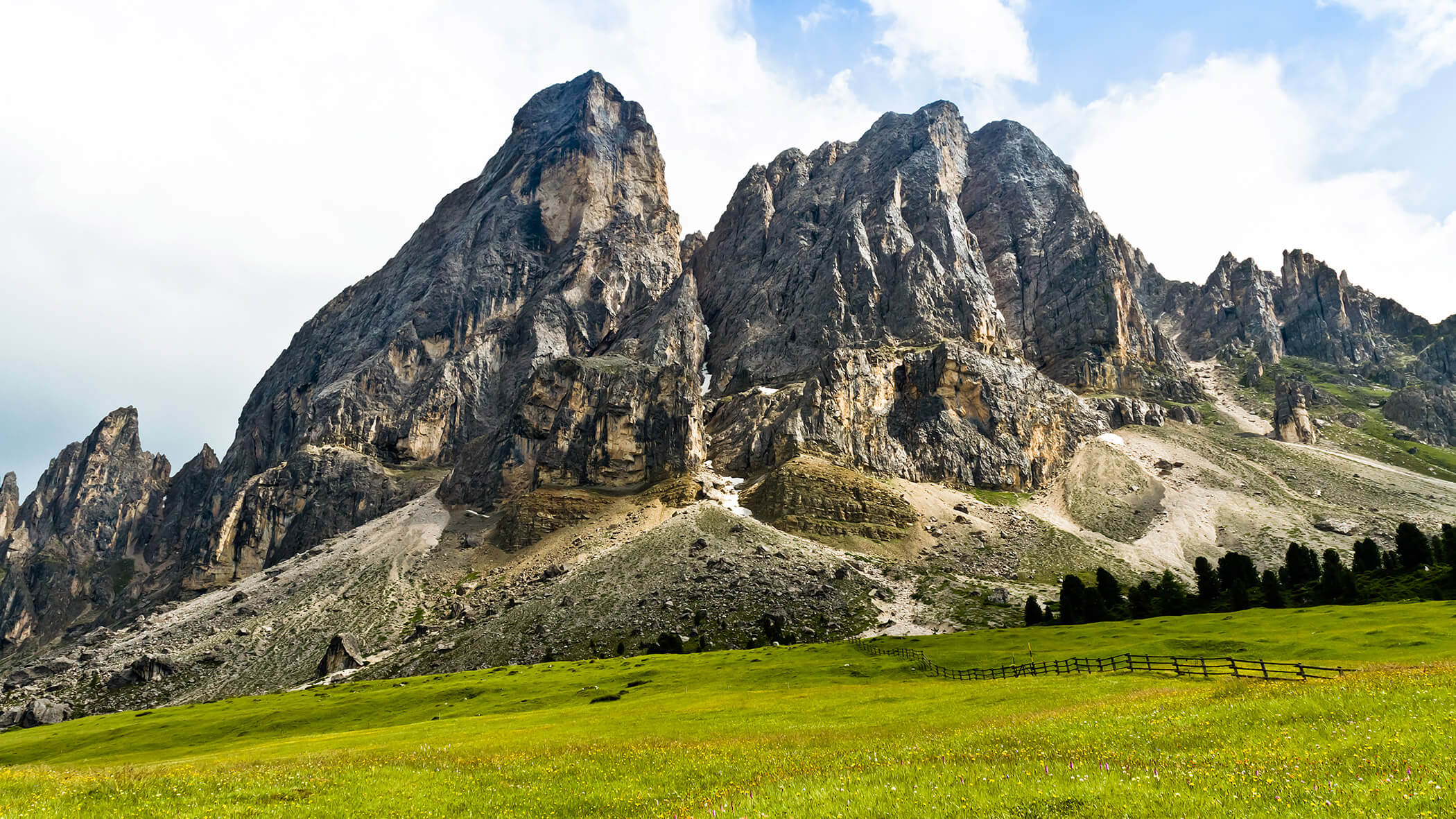Sasso Putia in summer - OLM Nature Escape