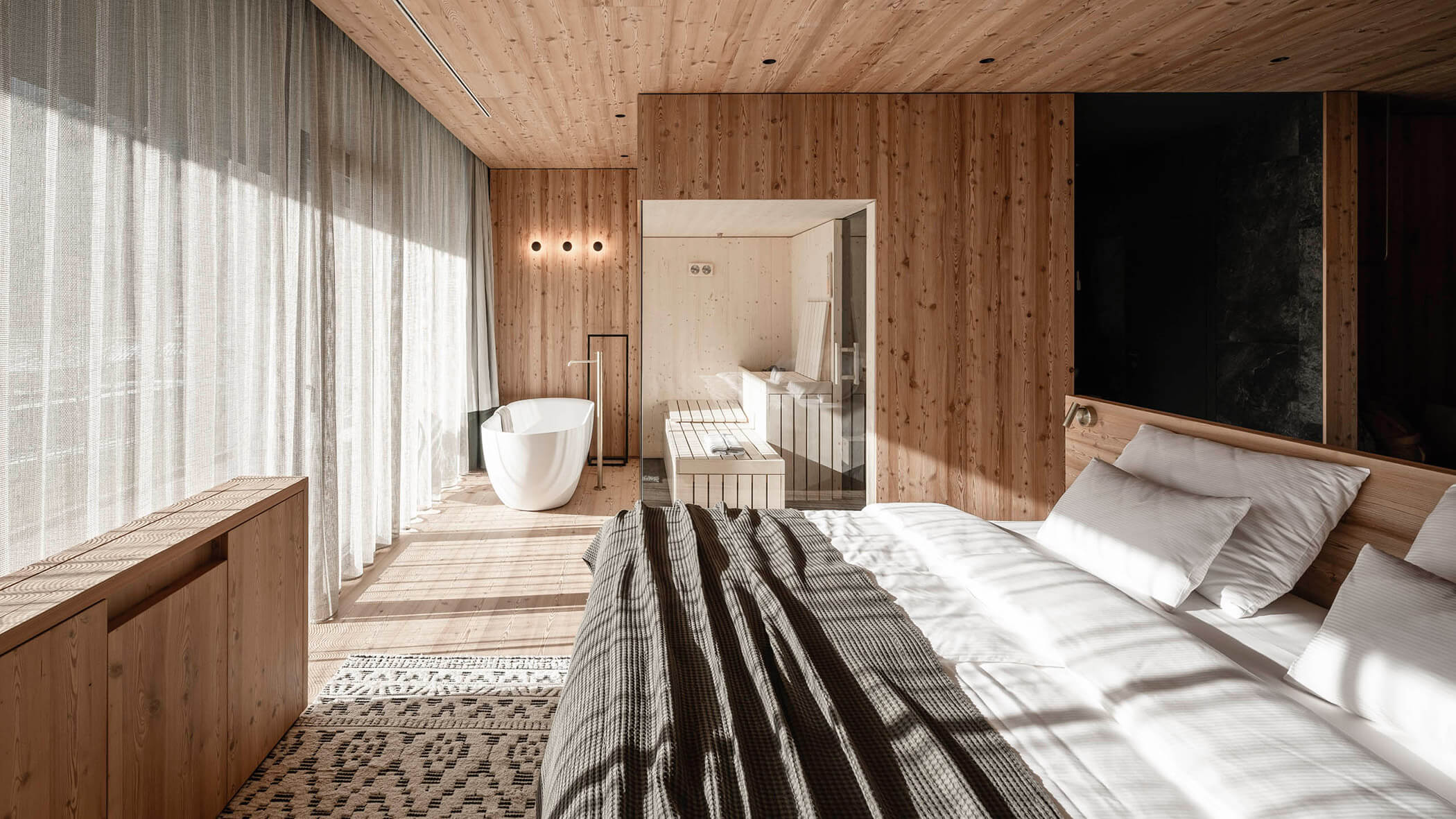 ApartSuite con vasca autoportante e sauna privata - OLM Nature Escape